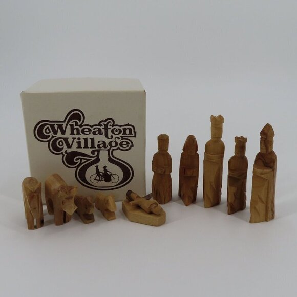 Wheaton Village 11 Piece Hand Carved Wood Nativity Scene Figurines Christmas VTG - Picture 8 of 8